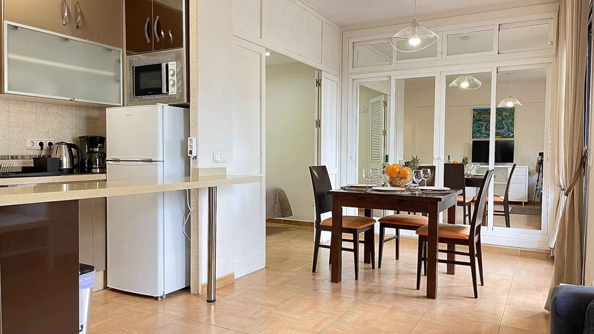 Beachfront 1br In Center Of Marbella! Appartement