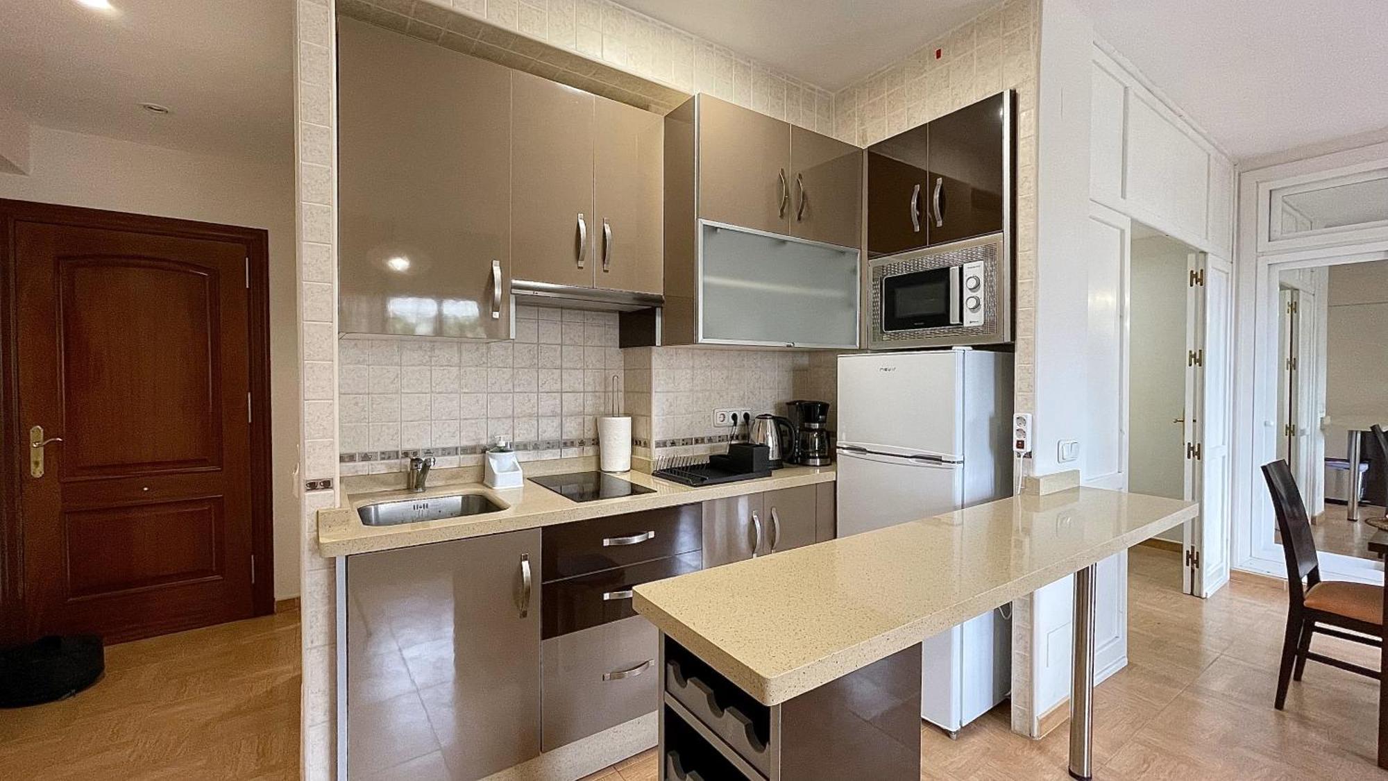Beachfront 1br In Center Of Marbella! Appartement