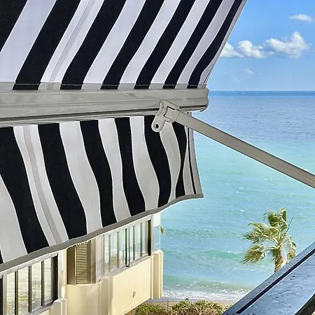 Beachfront 1Br Apartment In Center Of Marbella! Exterior photo
