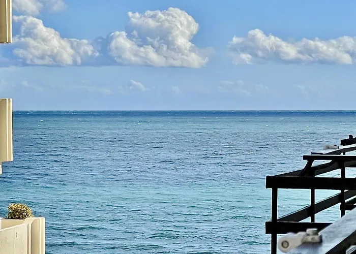 Beachfront 1Br Apartment In Center Of Marbella!